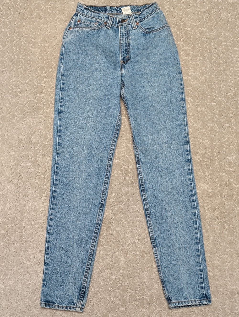 Vintage 512 Slim Fit Tapered Leg Levis